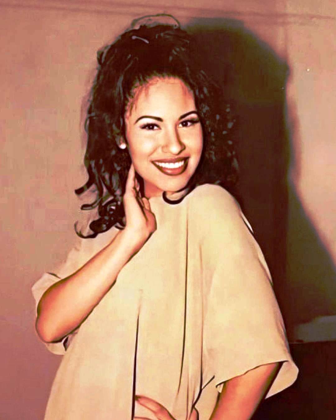 Selena Quintanilla Perez Remembering The Tragic End Of A Music Icon