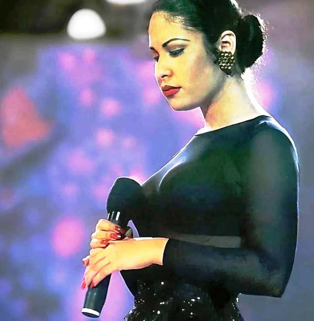 Selena Quintanilla Perez Remembering the Tragic End of a Music Icon